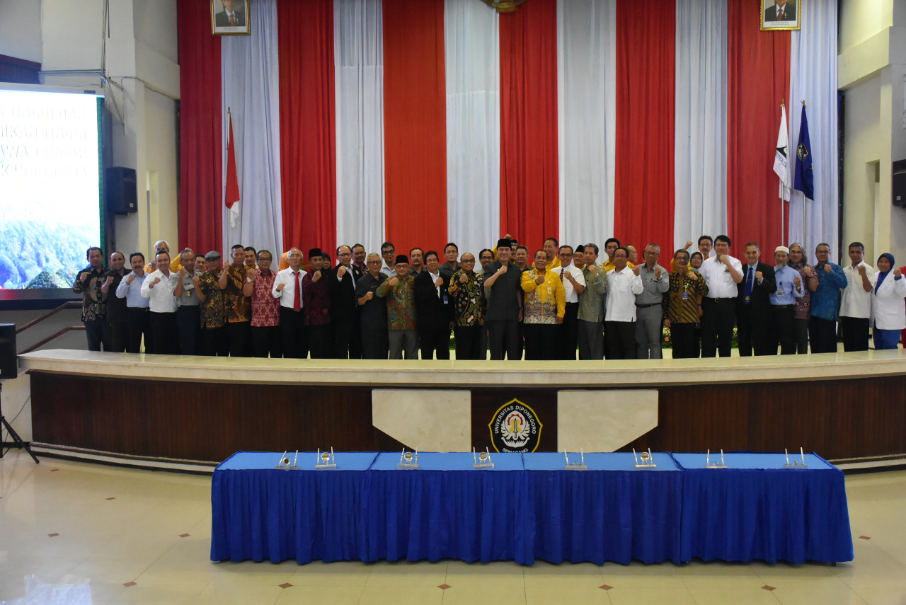 Sejumlah pimpinan perguruan tinggi di Jawa Tengah menghadiri pertemuan di Gedung Prof. Soedarto Undip Tembalang, Senin, 20 Mei 2019.