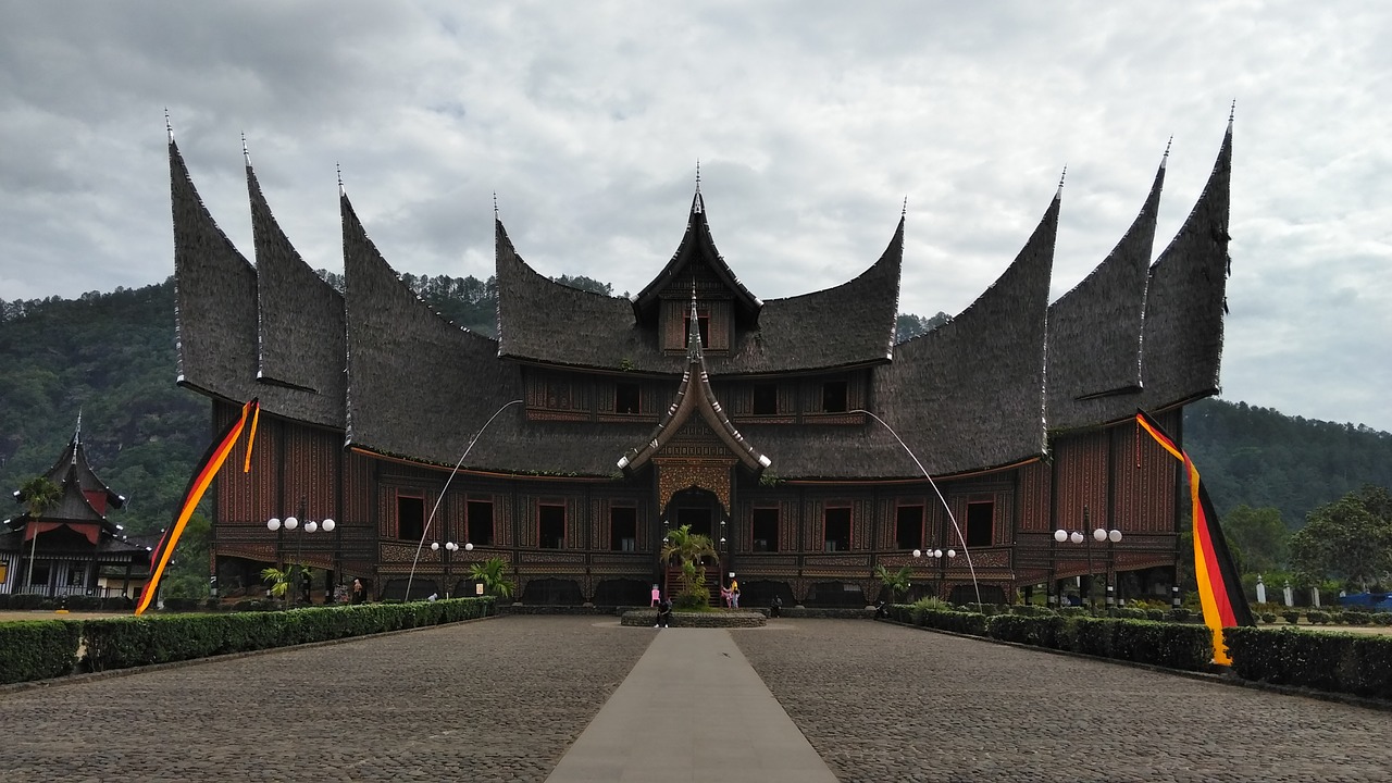 Rumah Adat Minang