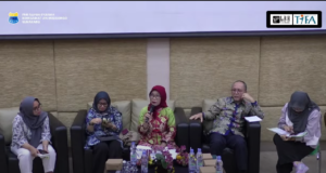 Diskusi yang digelar LBH Semarang, bekerja sama dengan PMII Rayon Sayriah UIN Walisongo dan Tim Kerja Peringatan 16 HAKTP & Hari HAM bertema “Mewujudkan Pengadilan yang Inklusif melalui Implementasi Peraturan Mahkamah Agung No 3 Tahun 2017”, di UIN Walisongo Semarang, Jumat, 8 Desember 2023.