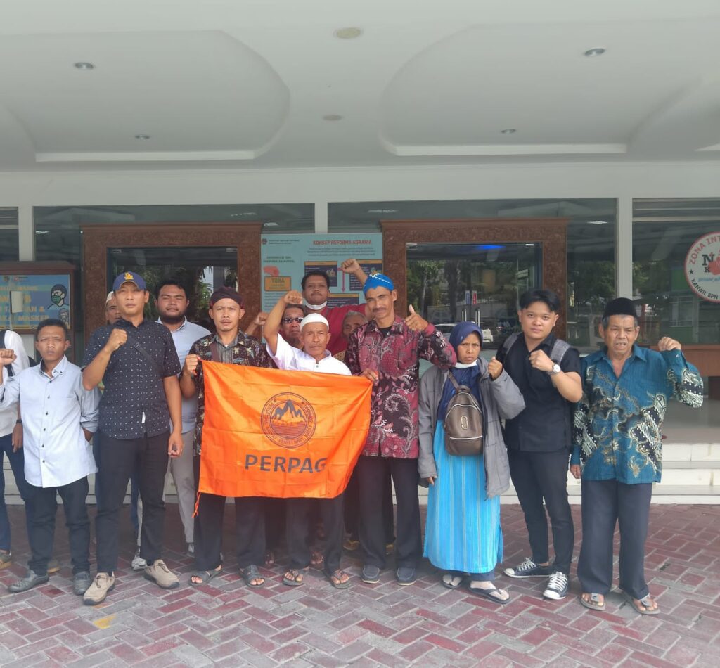 Persatuan Rakyat Penyelamat Karst Gombong (PERPAG) melakukan audiensi ke kantor wilayah ATR/BPN Jawa Tengah pada Jumat, 15 Desember 2023.