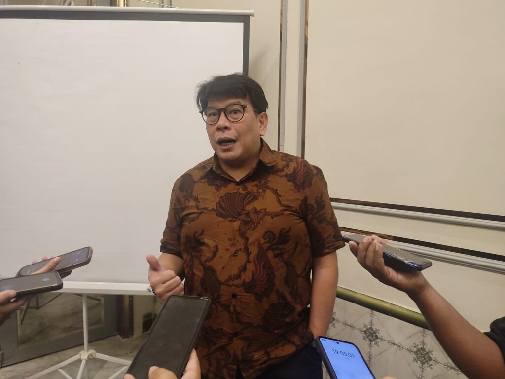 Direktur Eksekutif IESR, Fabby Tumiwa, di Kota Semarang, Kamis, 6 Februari 2025.